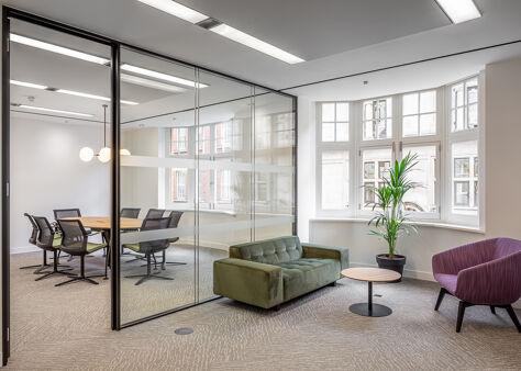 Office Space 25 Bury Street - Image 5