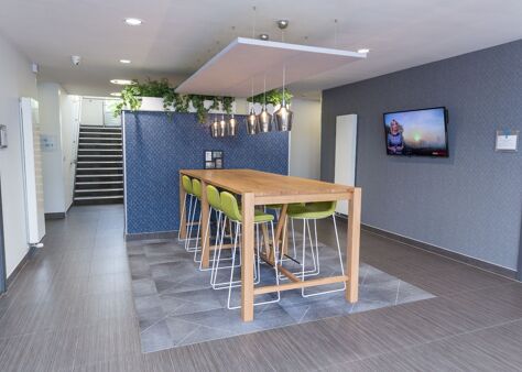 Office Space Warwick - Image 2