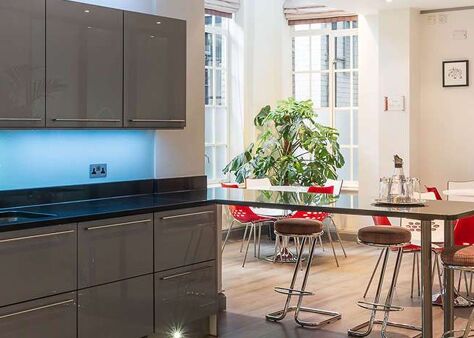 Office Space Gilmoora House - Image 6