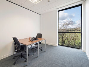 Office Space Stokenchurch Business Park - Image 9