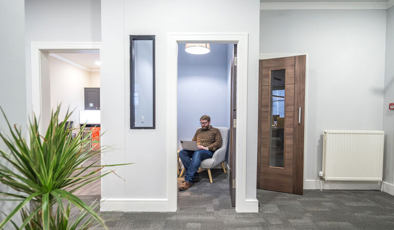 Office Space Scott House - Image 3