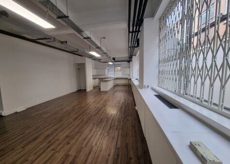 Office Space 24-26 Baltic Street West - Image 5