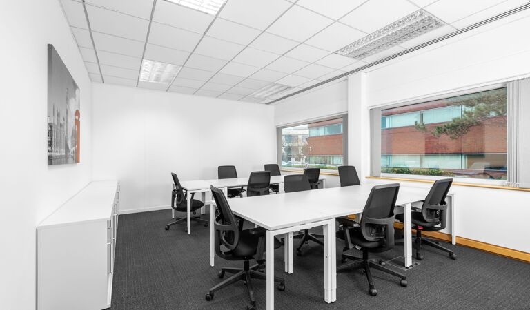 Office Space Aztec West - Image 3