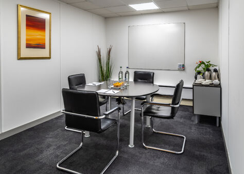 Office Space Boston House - Image 3