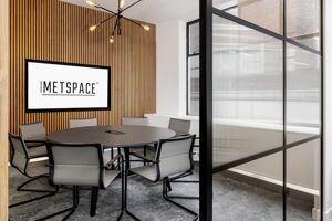 Office Space 25 Poland Street - Image 6