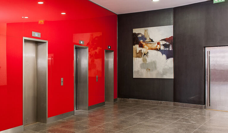 Office Space Mermaid House - Image 3