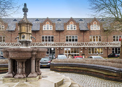 Office Space 2 Fountain Court - Image 1