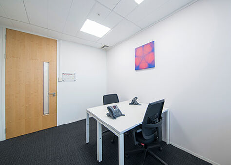 Office Space 2 Fountain Court - Image 7