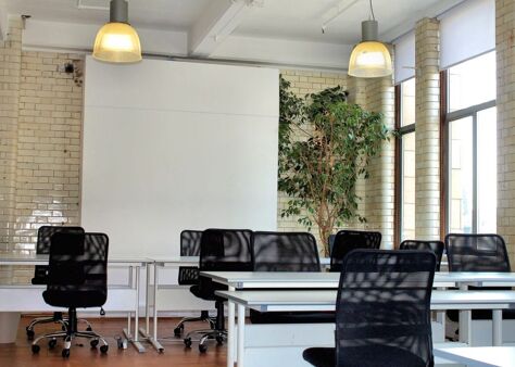 Office Space Commercial Street - Image 5