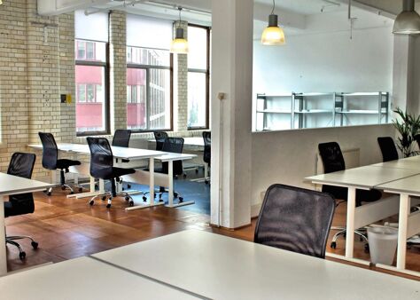 Office Space Commercial Street - Image 4