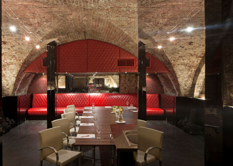 Office Space Adam House - Image 3