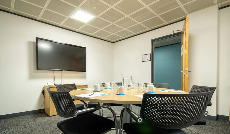 Office Space Basingstoke - Belvedere House - Image 3