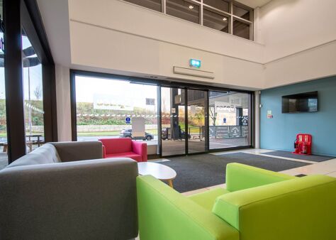 Office Space Basingstoke - Belvedere House - Image 11