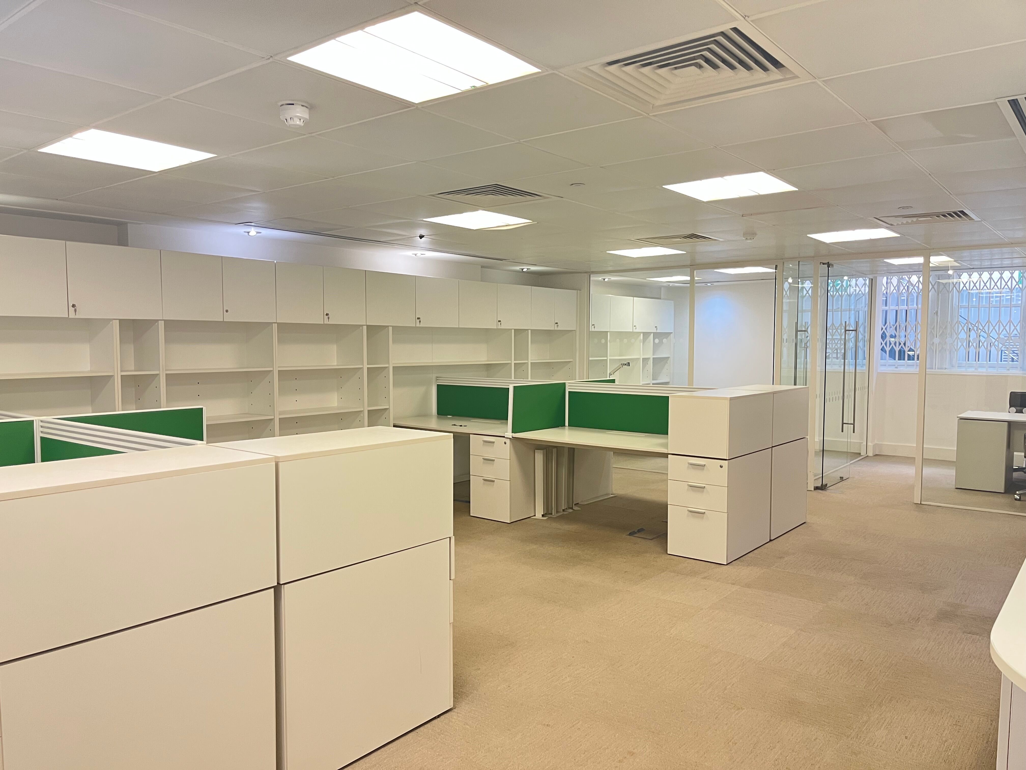 Office Space 10/11 Park Place - Image 2