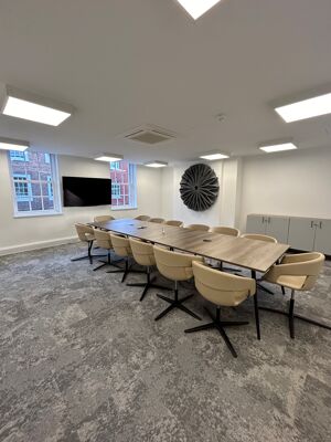 Office Space 38 Soho Square - Image 13