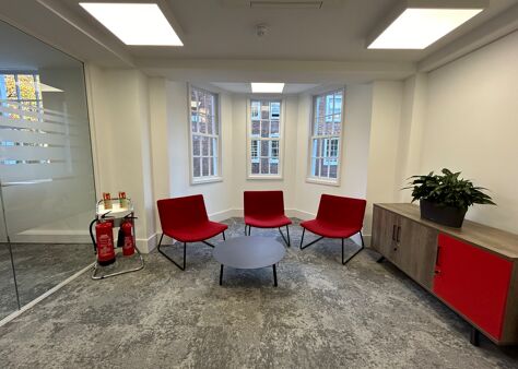 Office Space 38 Soho Square - Image 20