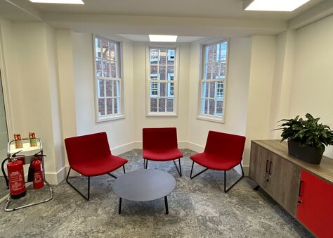 Office Space 38 Soho Square - Image 22