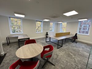 Office Space 38 Soho Square - Image 24