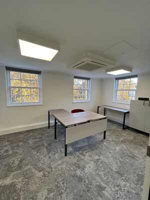 Office Space 38 Soho Square - Image 7