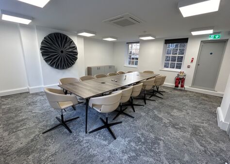Office Space 38 Soho Square - Image 15