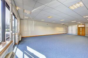 Office Space Quinton Court - Image 6