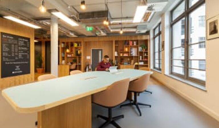 Office Space Farringdon - Image 3