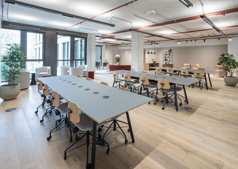 Office Space The Featherstone Building - Image 3