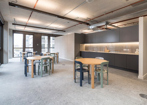 Office Space The Featherstone Building - Image 4