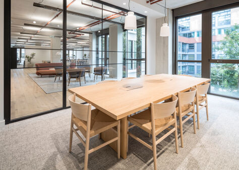 Office Space The Featherstone Building - Image 5