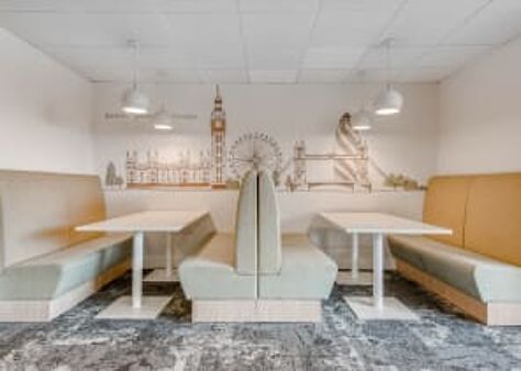 Office Space Conway House - Image 13