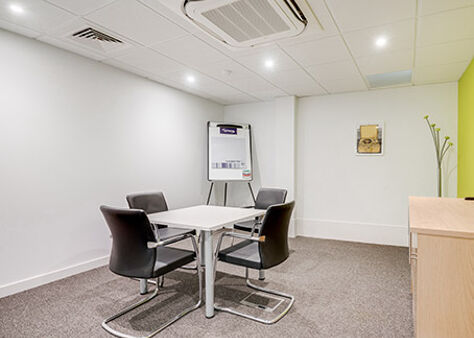 Office Space Conway House - Image 8