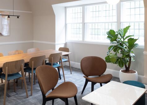 Office Space 130-132 Buckingham Palace Road - Image 3
