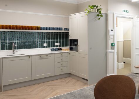 Office Space 130-132 Buckingham Palace Road - Image 5