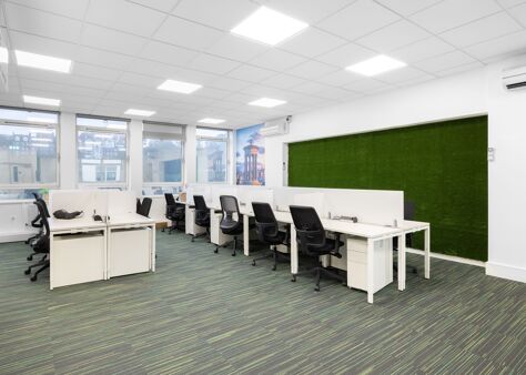 Office Space Princes Street - Image 2