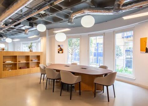 Office Space Trafalgar Place - Image 7