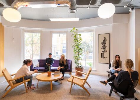 Office Space Trafalgar Place - Image 8