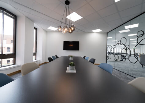 Office Space The Octagon - Image 6