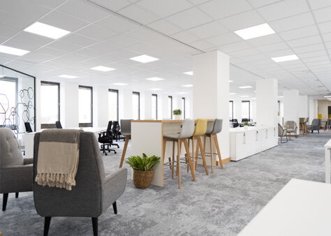 Office Space The Octagon - Image 9