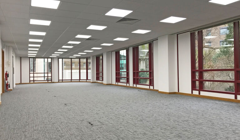 Office Space Pinnacle House - Image 3