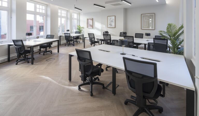 Office Space 50 Gresham Street - Image 2