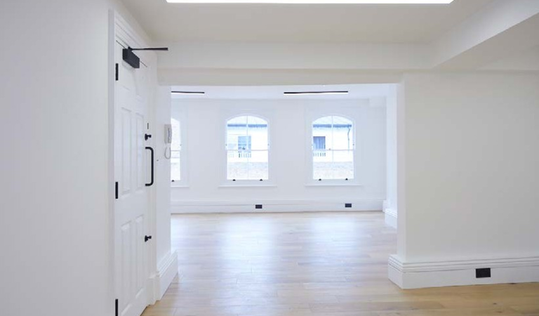 Office Space 19 Gerrard Street - Image 3