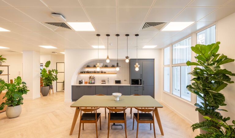 Office Space 166 Piccadilly  - Image 3