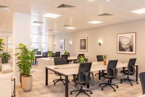 Office Space 166 Piccadilly  - Image 4