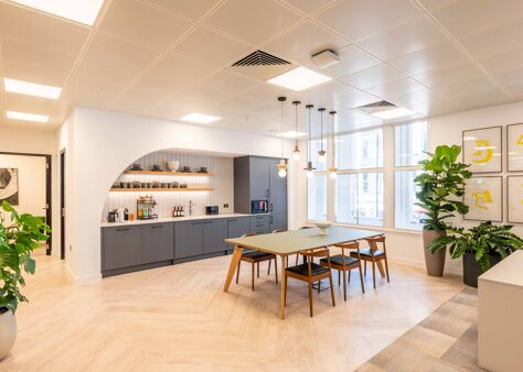 Office Space 166 Piccadilly  - Image 10