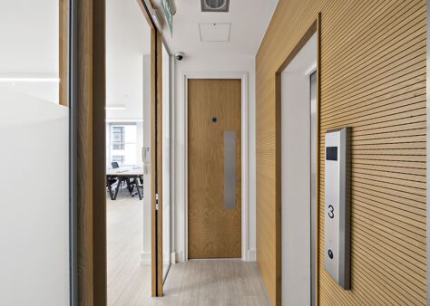 Office Space 35 Albemarle Street  - Image 11