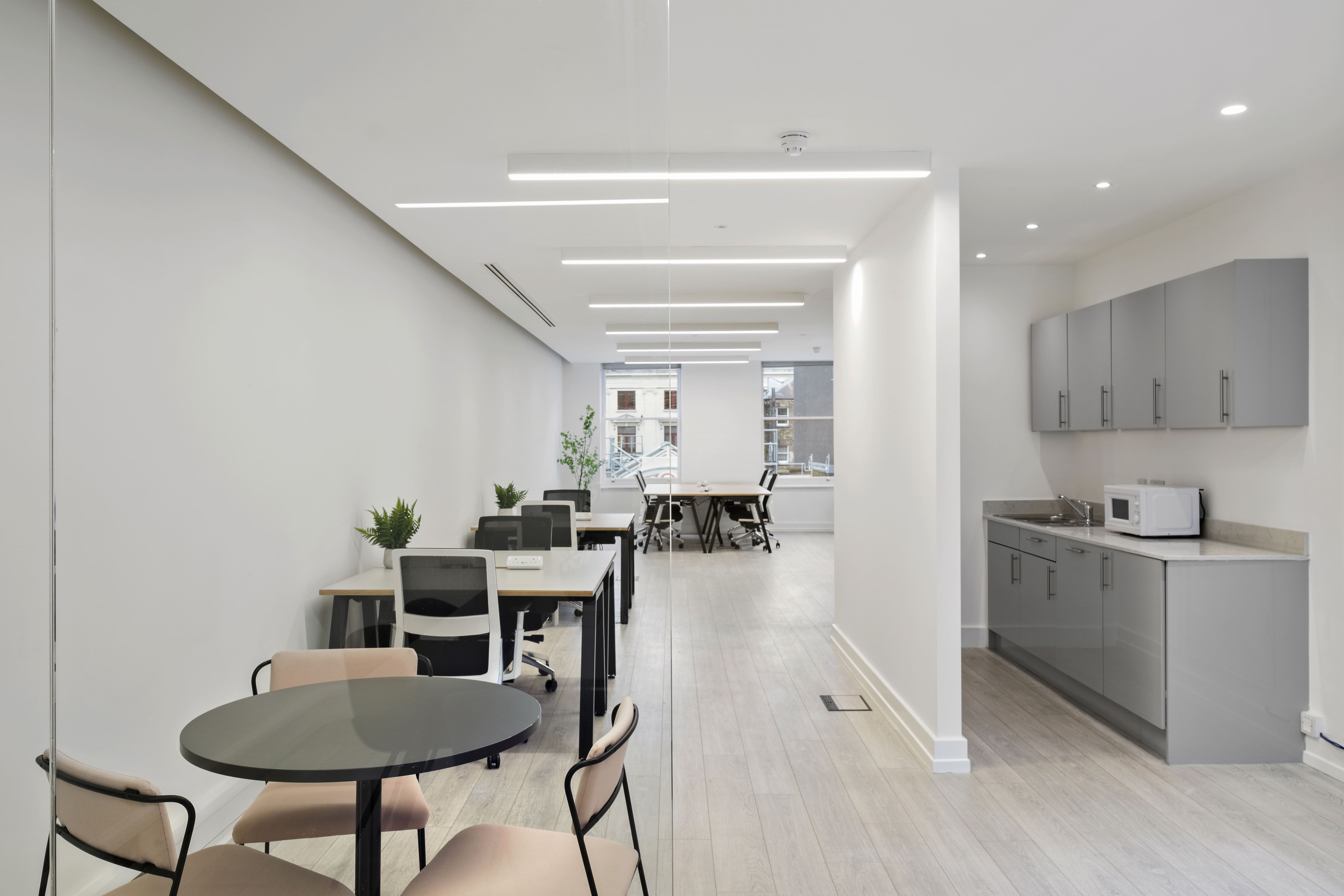 Office Space 35 Albemarle Street  - Image 12