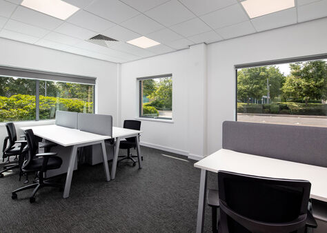 Office Space 2530 Aztec West - Image 5