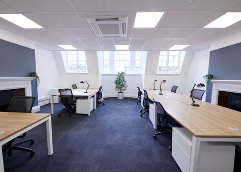 Office Space 18 Bennetts Hill - Image 9