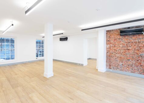 Office Space 11-13 Charlotte Street - Image 5