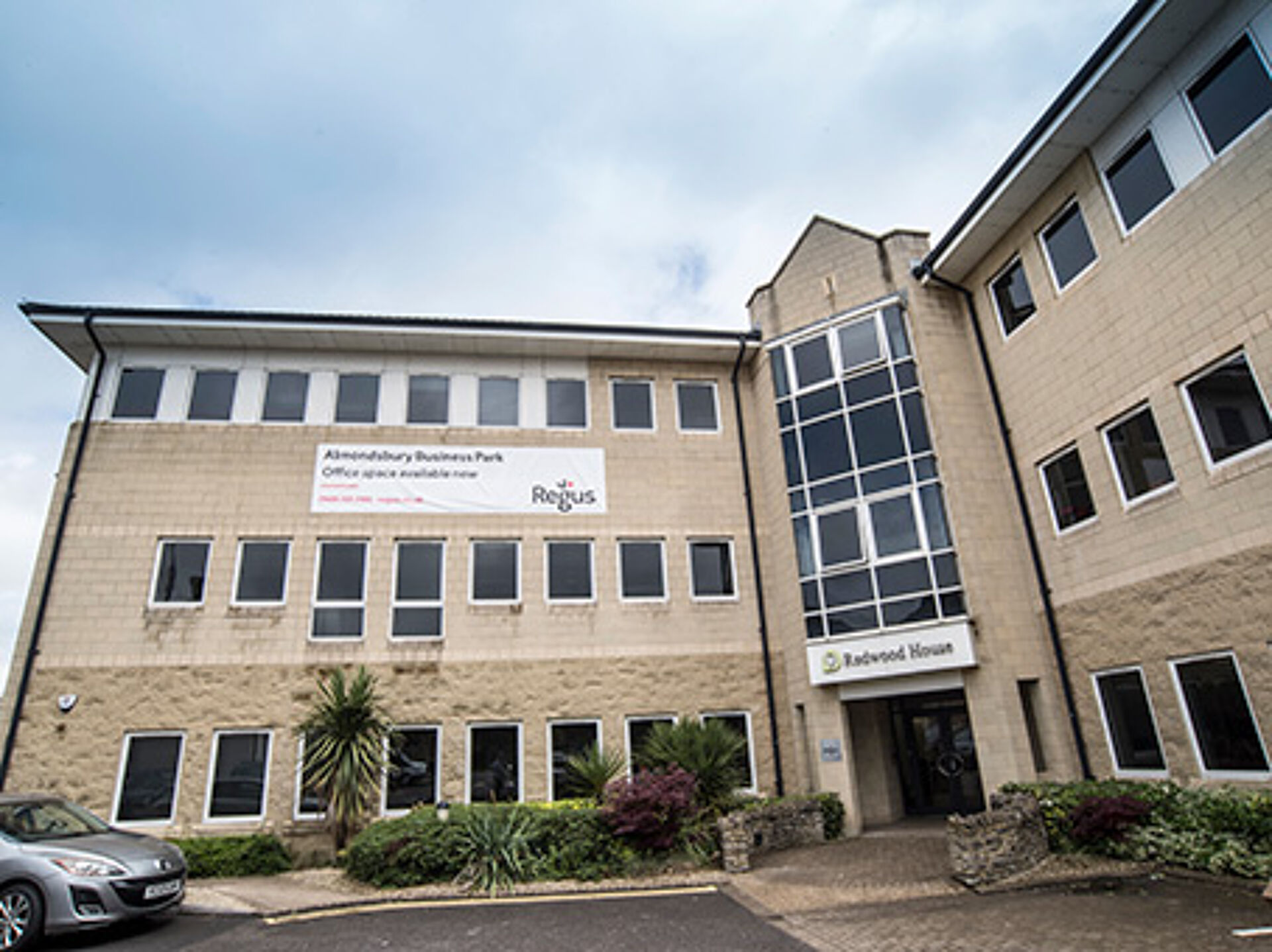 Office Space Redwood House - Image 1